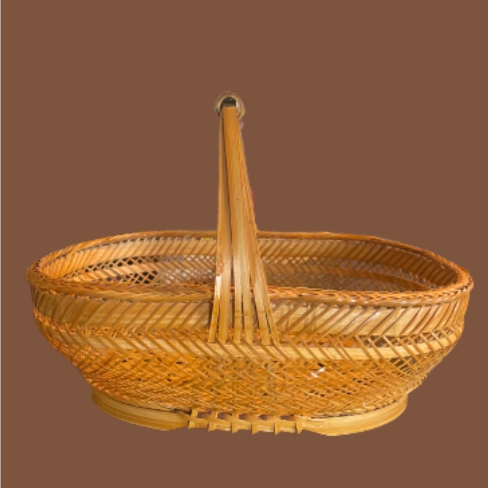 Vintage wicker basket gathering‎ garden tan woven retro farmhouse tan large